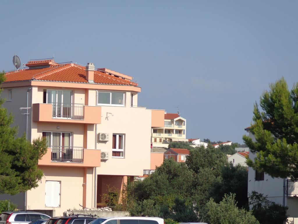 Villa Palas Apartments Rogoznica  Exterior photo