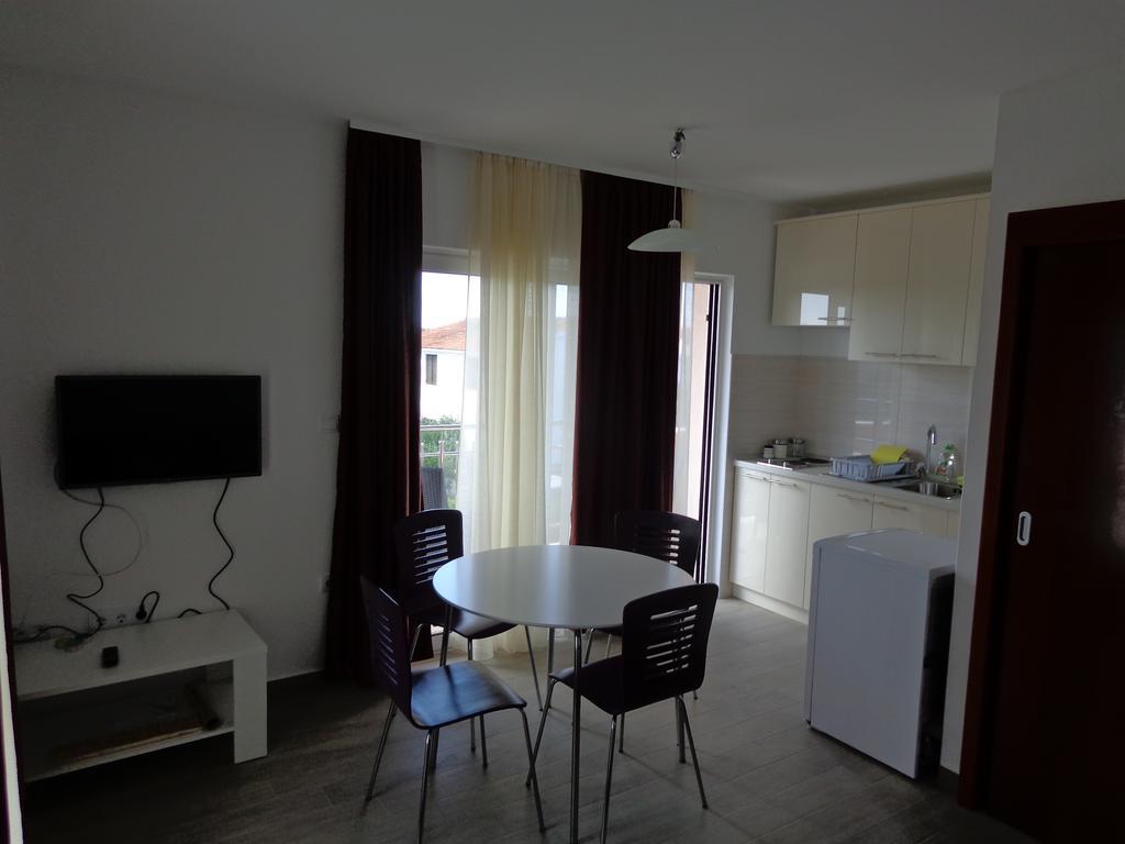 Villa Palas Apartments Rogoznica  Room photo