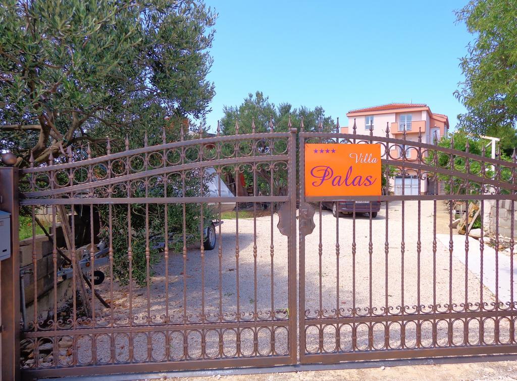Villa Palas Apartments Rogoznica  Exterior photo