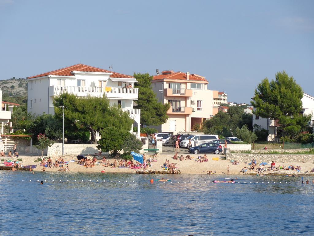 Villa Palas Apartments Rogoznica  Exterior photo